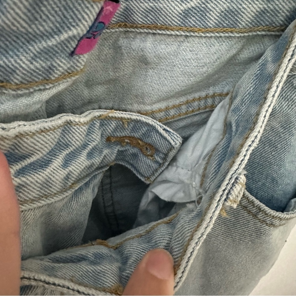 Edikted Crossed Over Mom Jeans - Picture 4 of 7